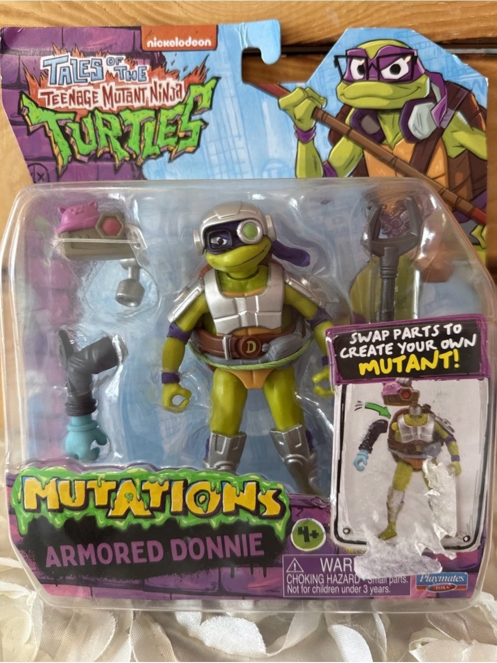 Read Condition - Teenage Mutant Ninja Turtles Mutations Armored Donnie - Rare
